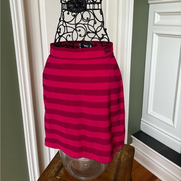 Helly Hensen quick dry Athletic Skirt - Picture 1 of 5